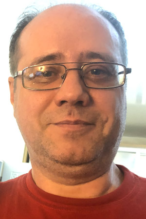 Игорь Жаров